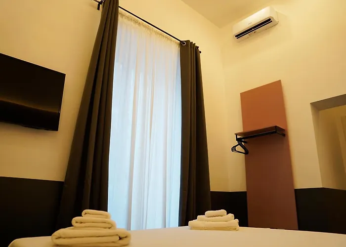 Vibes Couette-café Naples